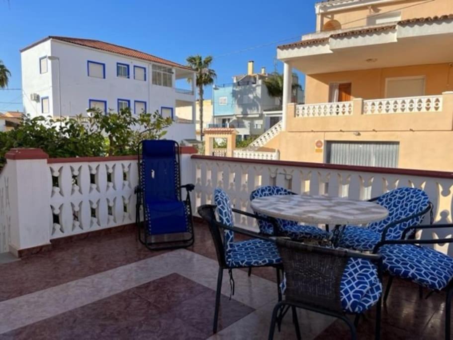 Casa Mediterranea Junto Al Mar. *